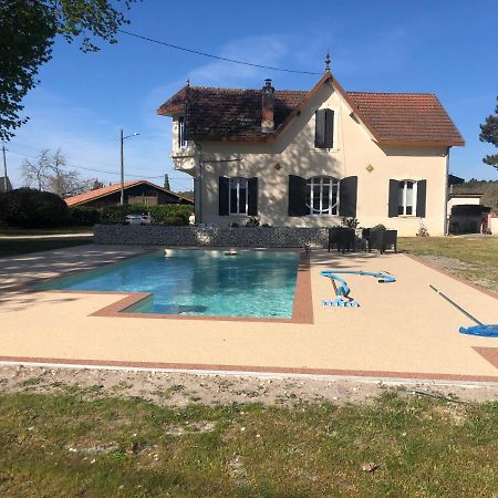 Chambres D'Hotes Villa Capsylvaine Captieux Exterior foto